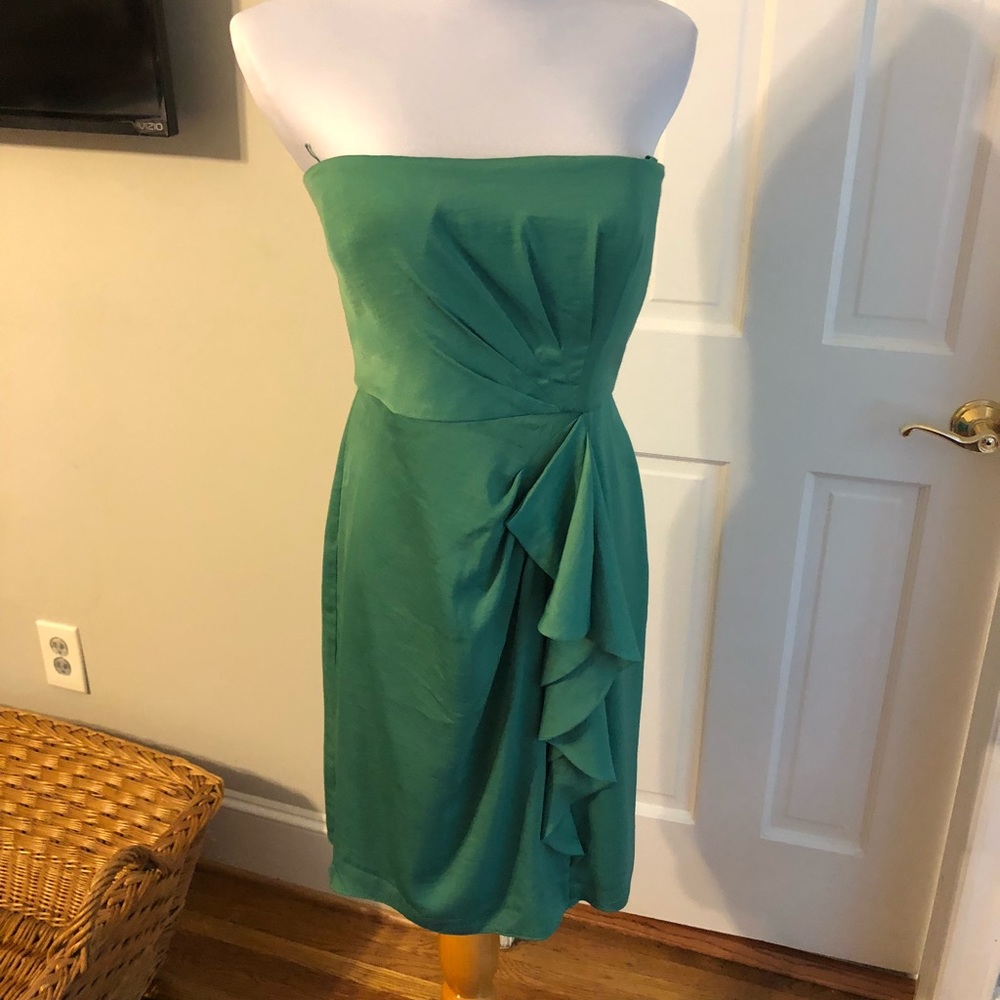 BCBG GREEN STRAPLESS DRESS SIZE 10 LARGE NEW NWT